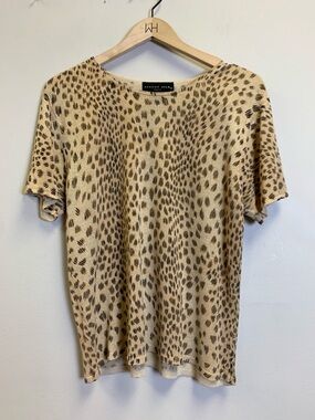 august silk Beige Short Sleeve Animal-Spot Tee